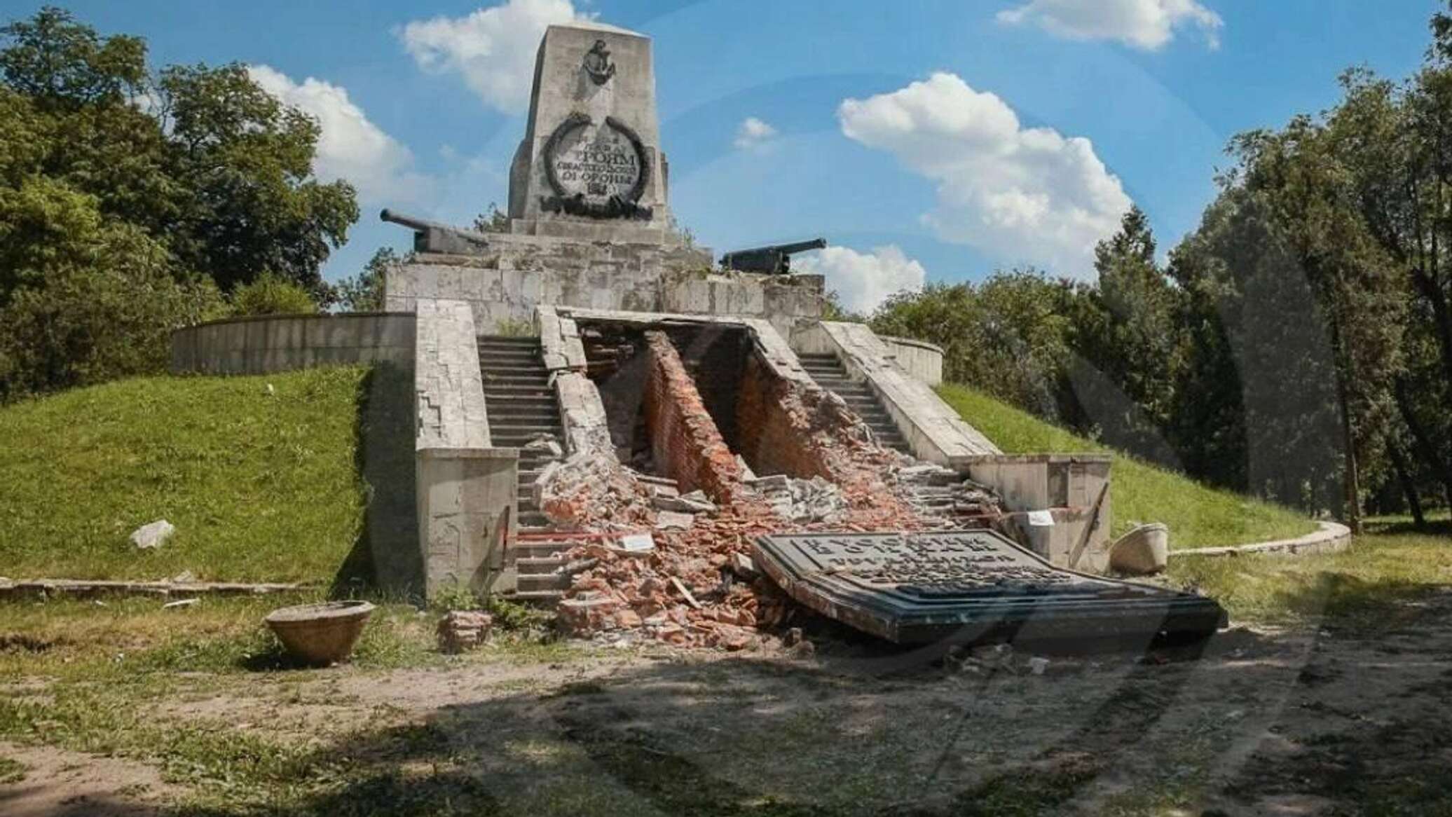 Защитникам Севастополя