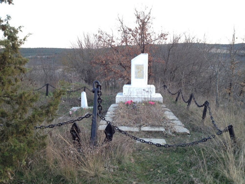 Памятник воинам 79 морской стрелковой бригады