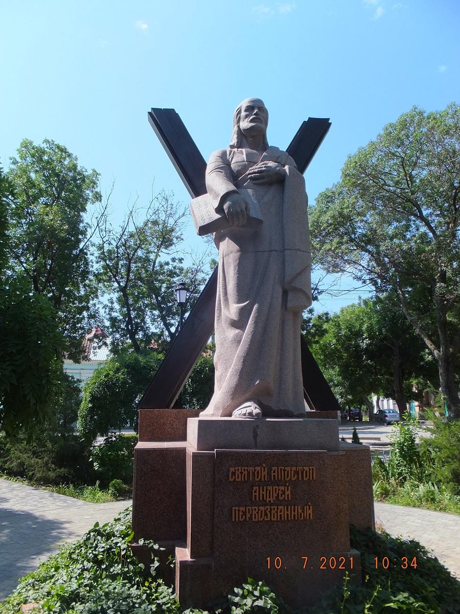 памятник Андрею Первозванному