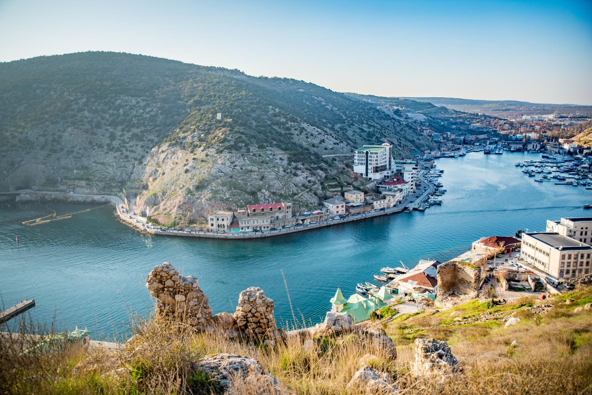 Тонкая красная линия