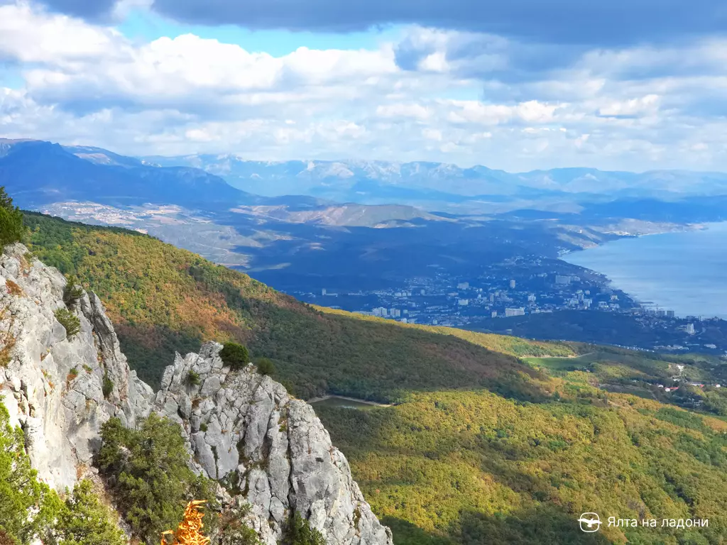 Вид на вершину Парагильмен