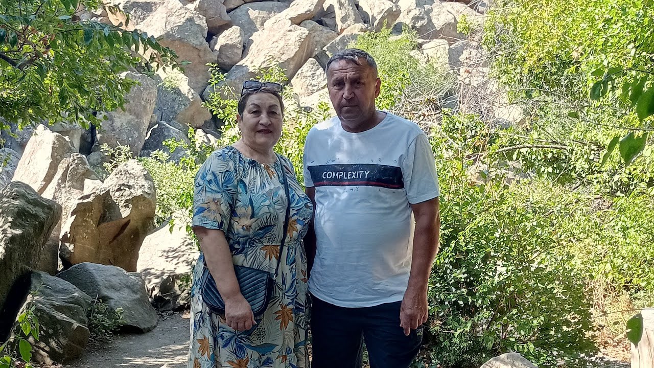 парковый дворик Хаста-Баша